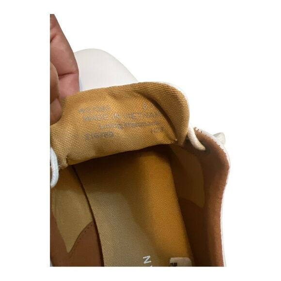 Women's Classic White Sneakers - Picture 6 of 6